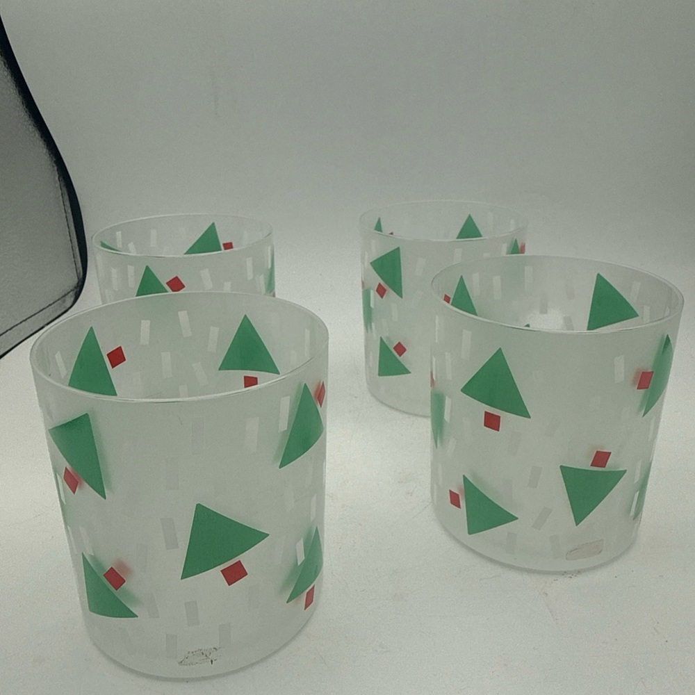 4 VTG Prisma Japan frosted Holiday Christmas Tree Lowball cocktail tumblers